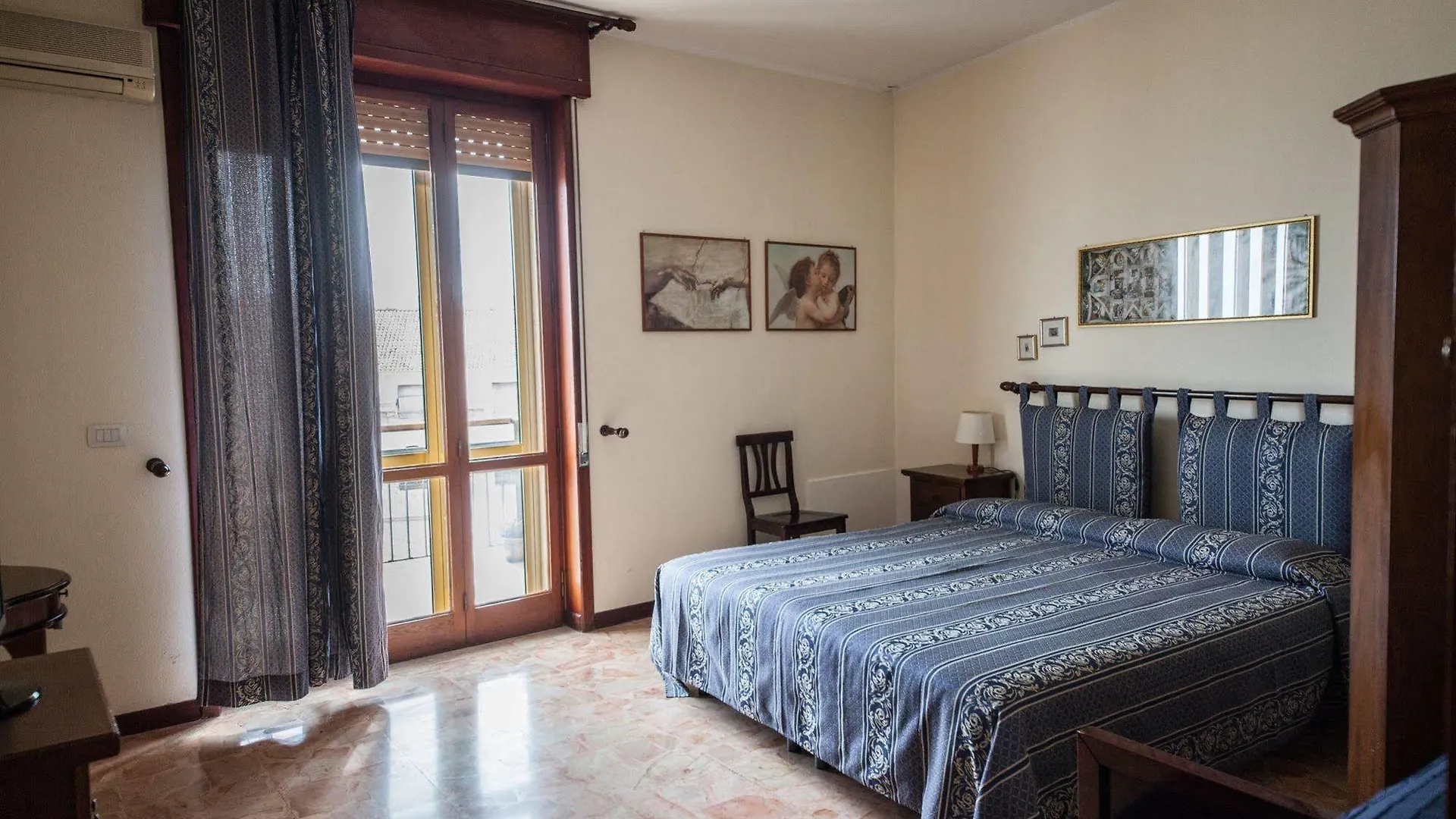 *** ベッド・アンド・ブレックファスト B&B Ortigia Sea View シラクーサ イタリア