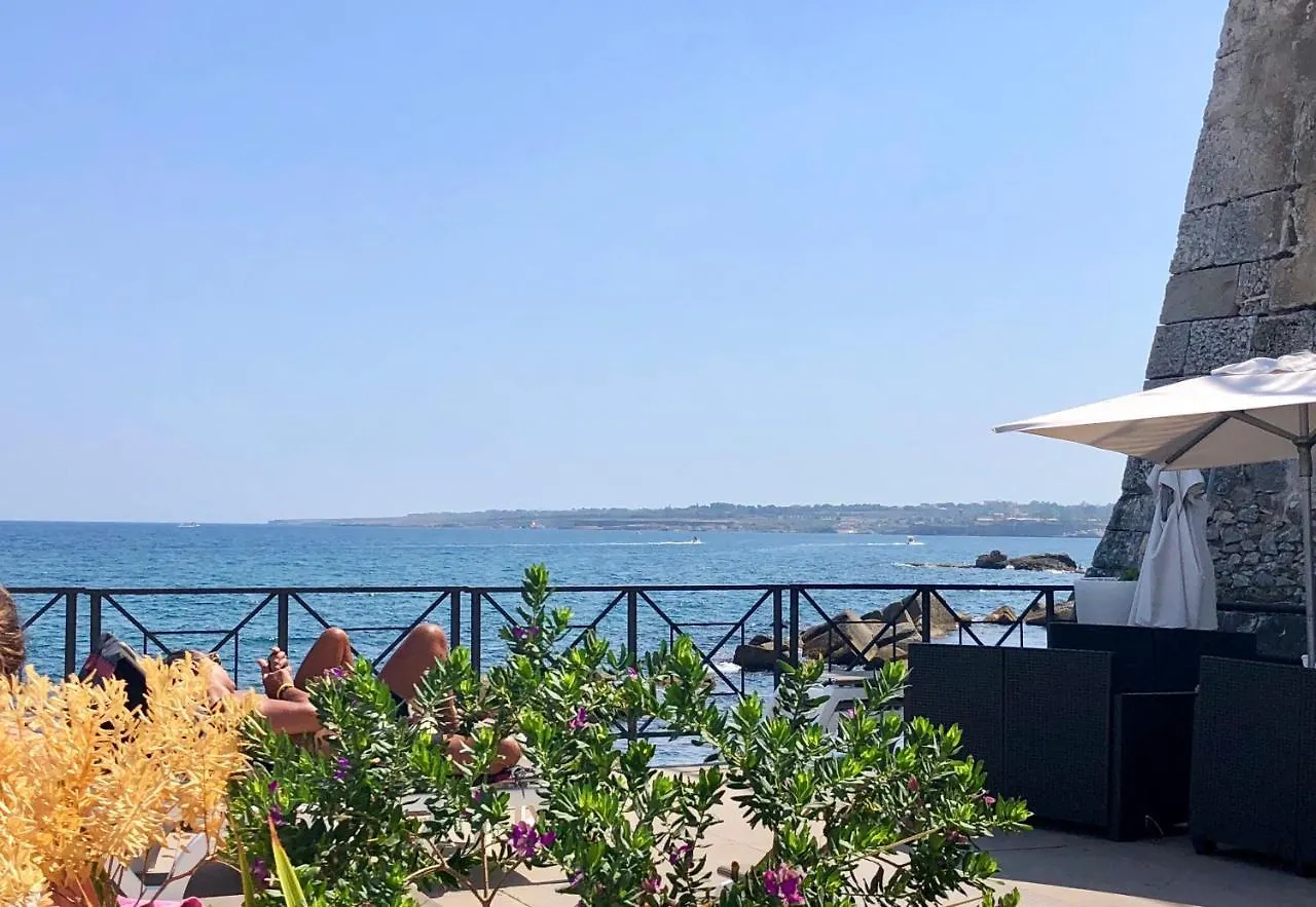 ベッド・アンド・ブレックファスト B&B Ortigia Sea View シラクーサ